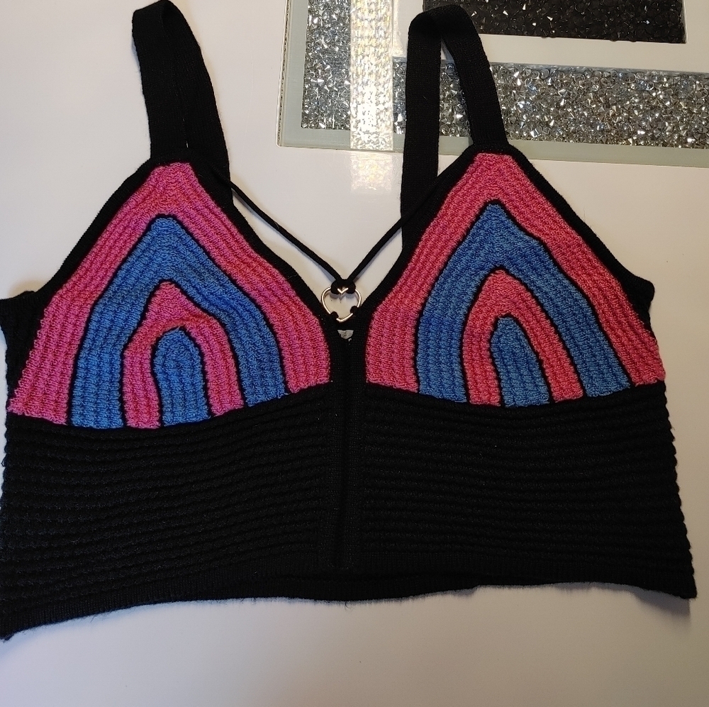 Steve Madden  Crochet crop top
